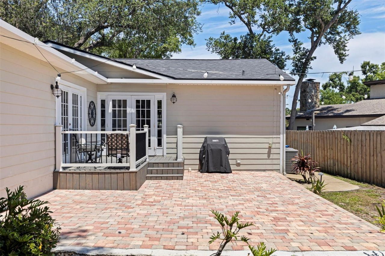 1010 43rd Avenue N, Saint Petersburg, FL 33703 Photo