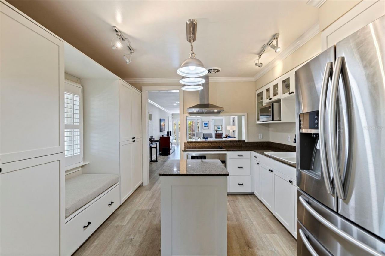 1010 43rd Avenue N, Saint Petersburg, FL 33703 Photo