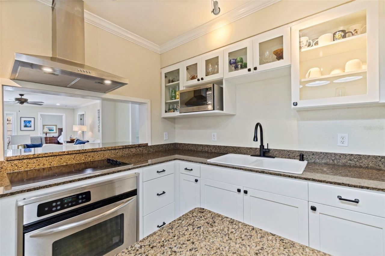 1010 43rd Avenue N, Saint Petersburg, FL 33703 Photo