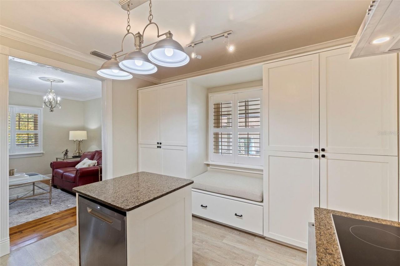 1010 43rd Avenue N, Saint Petersburg, FL 33703 Photo