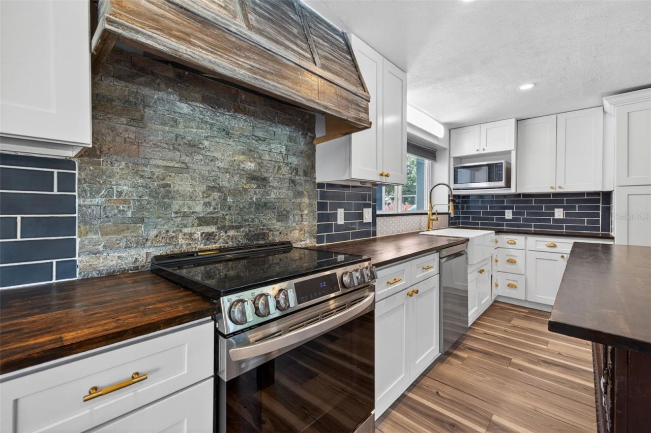 1674 34th Avenue N, Saint Petersburg, FL 33713 Photo