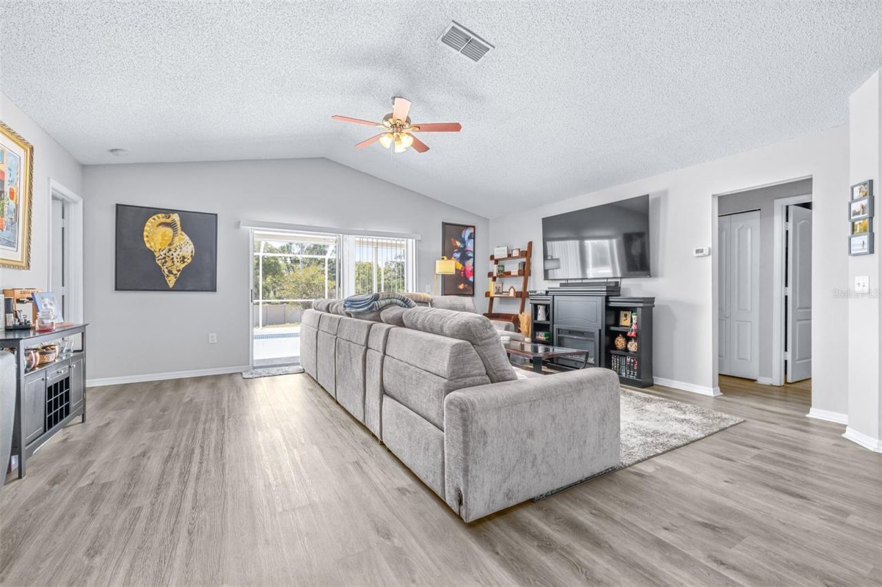 1016 Malletwood Drive, Brandon, FL 33510 Photo