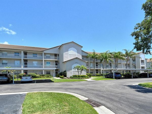 8735 OLDE HICKORY AVENUE , Unit 8308, SARASOTA, FL 34238
