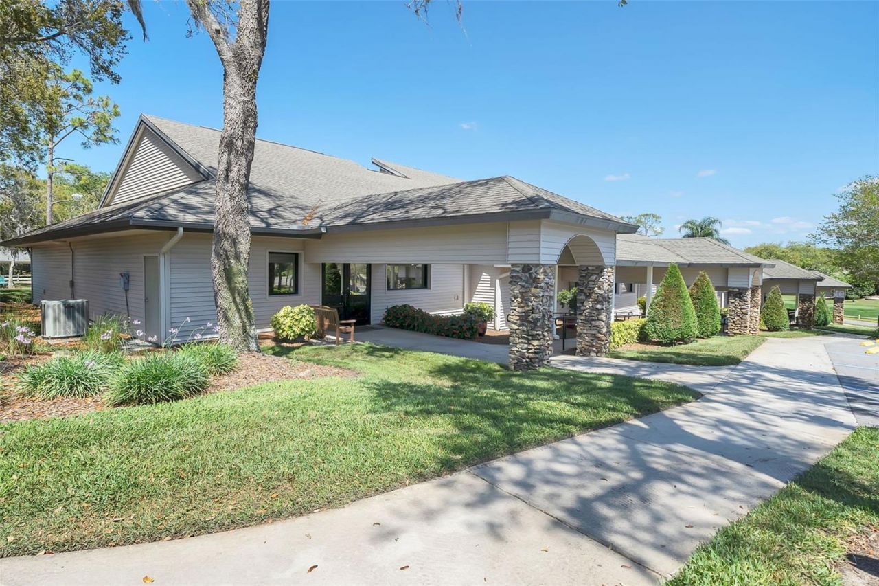 2643 Royal Ridge Drive , Spring Hill, FL 34606 Photo