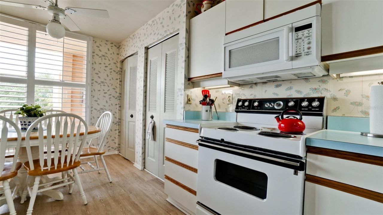 4570 Pinebrook Circle, Unit 302, Bradenton, FL 34209 Photo