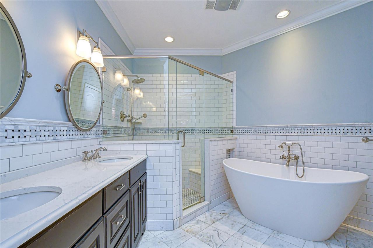 6069 Sandhill Ridge Drive , Lithia, FL 33547 Photo