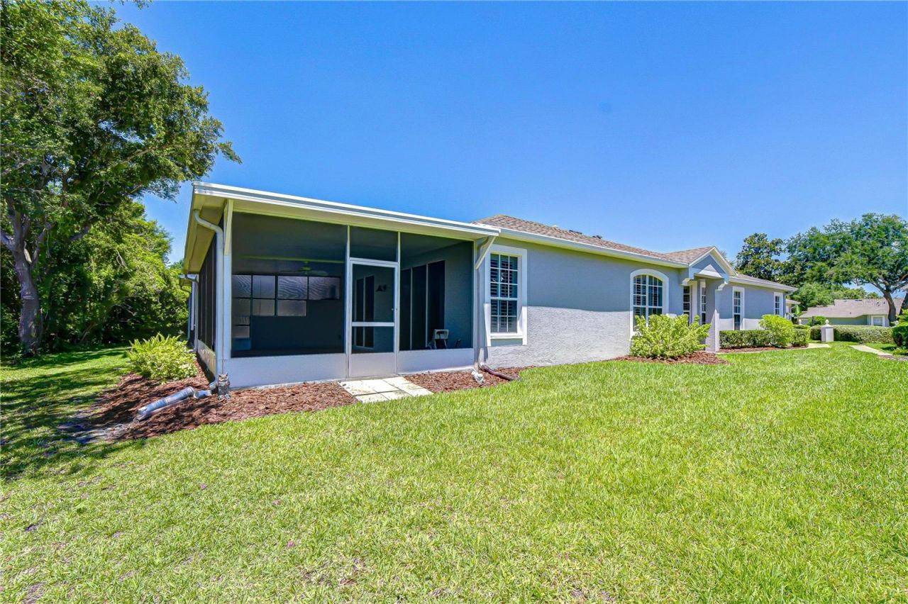 6069 Sandhill Ridge Drive , Lithia, FL 33547 Photo