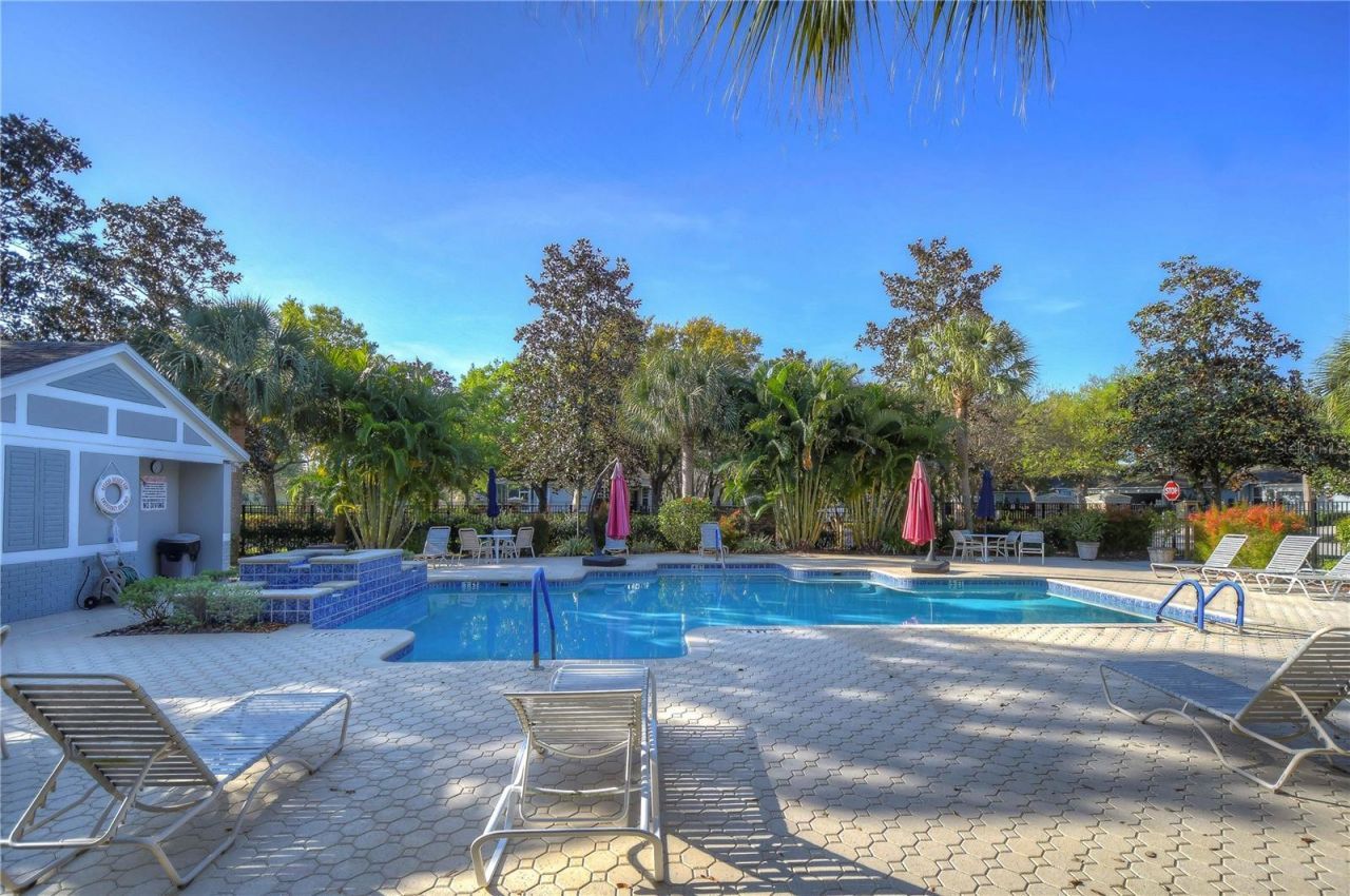 6069 Sandhill Ridge Drive , Lithia, FL 33547 Photo