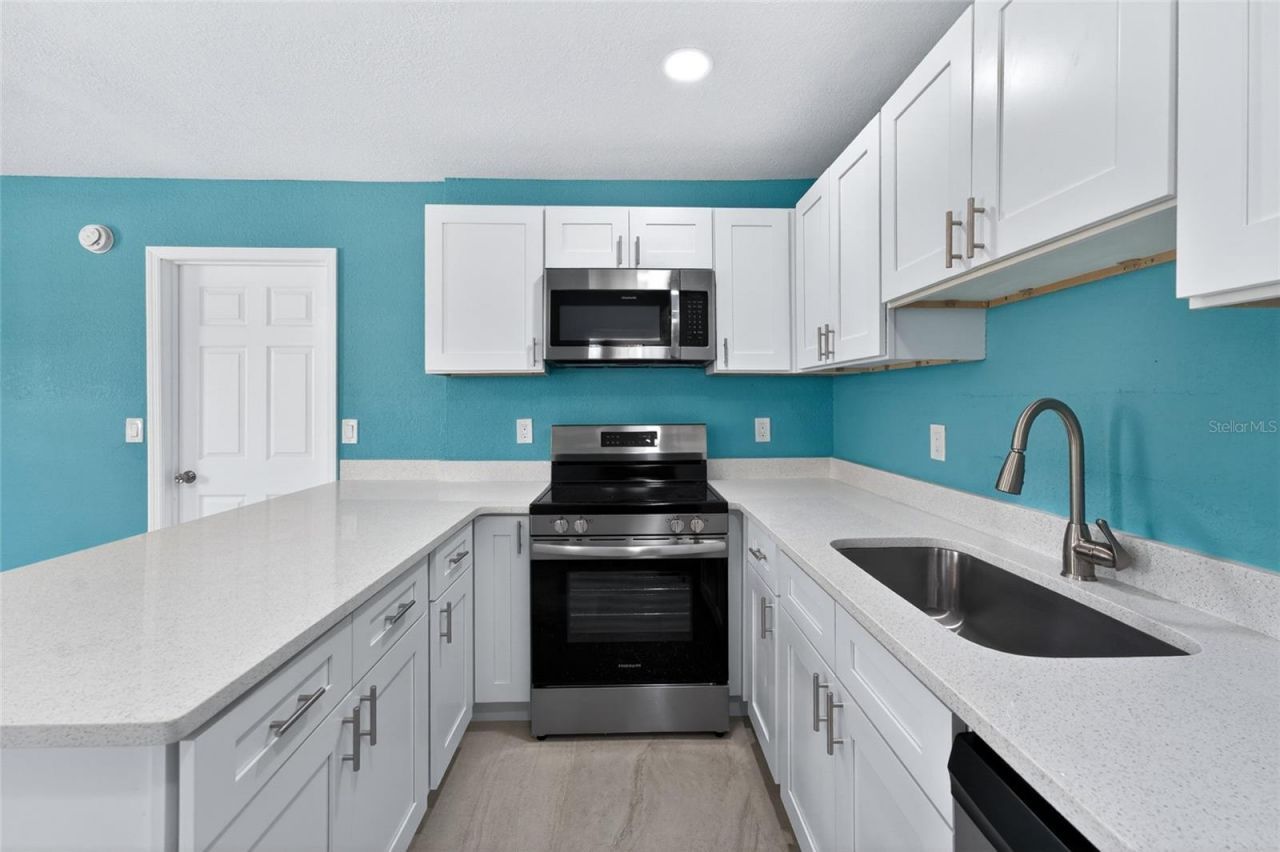 14013 Marguerite Drive, Madeira Beach, FL 33708 Photo