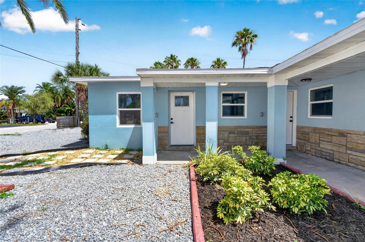 14013 Marguerite Drive, Madeira Beach, FL 33708 Photo