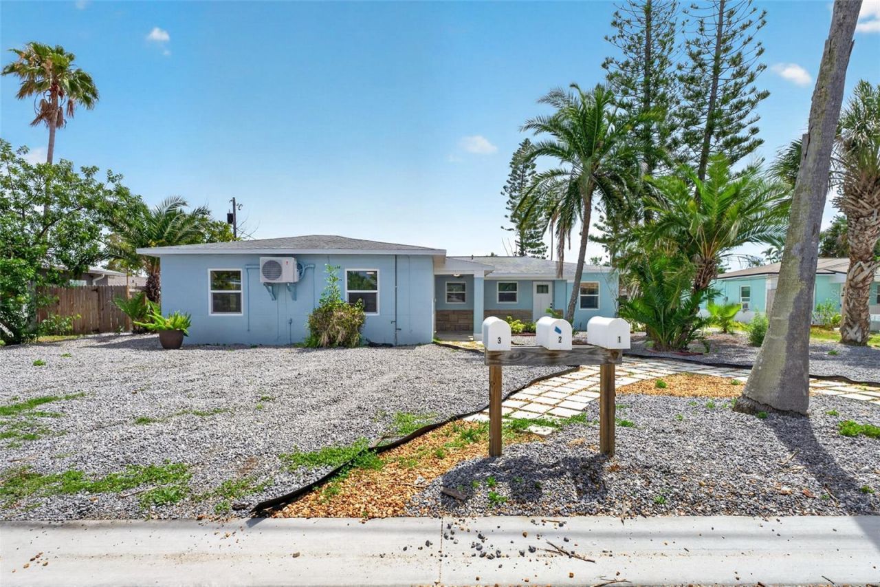 14013 Marguerite Drive, Madeira Beach, FL 33708 Photo