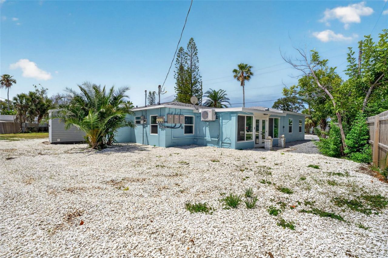 14013 Marguerite Drive, Madeira Beach, FL 33708 Photo