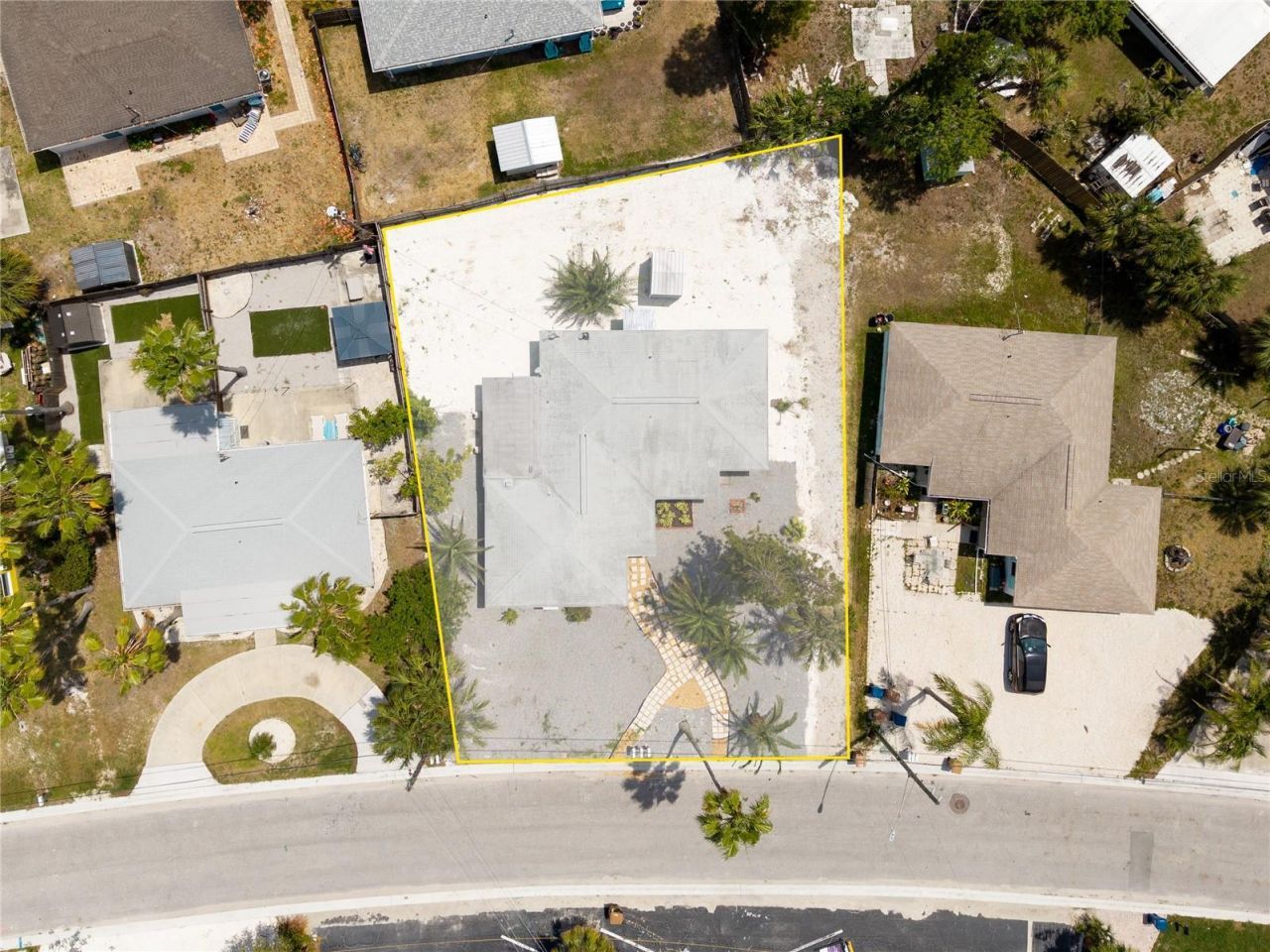 14013 Marguerite Drive, Madeira Beach, FL 33708 Photo