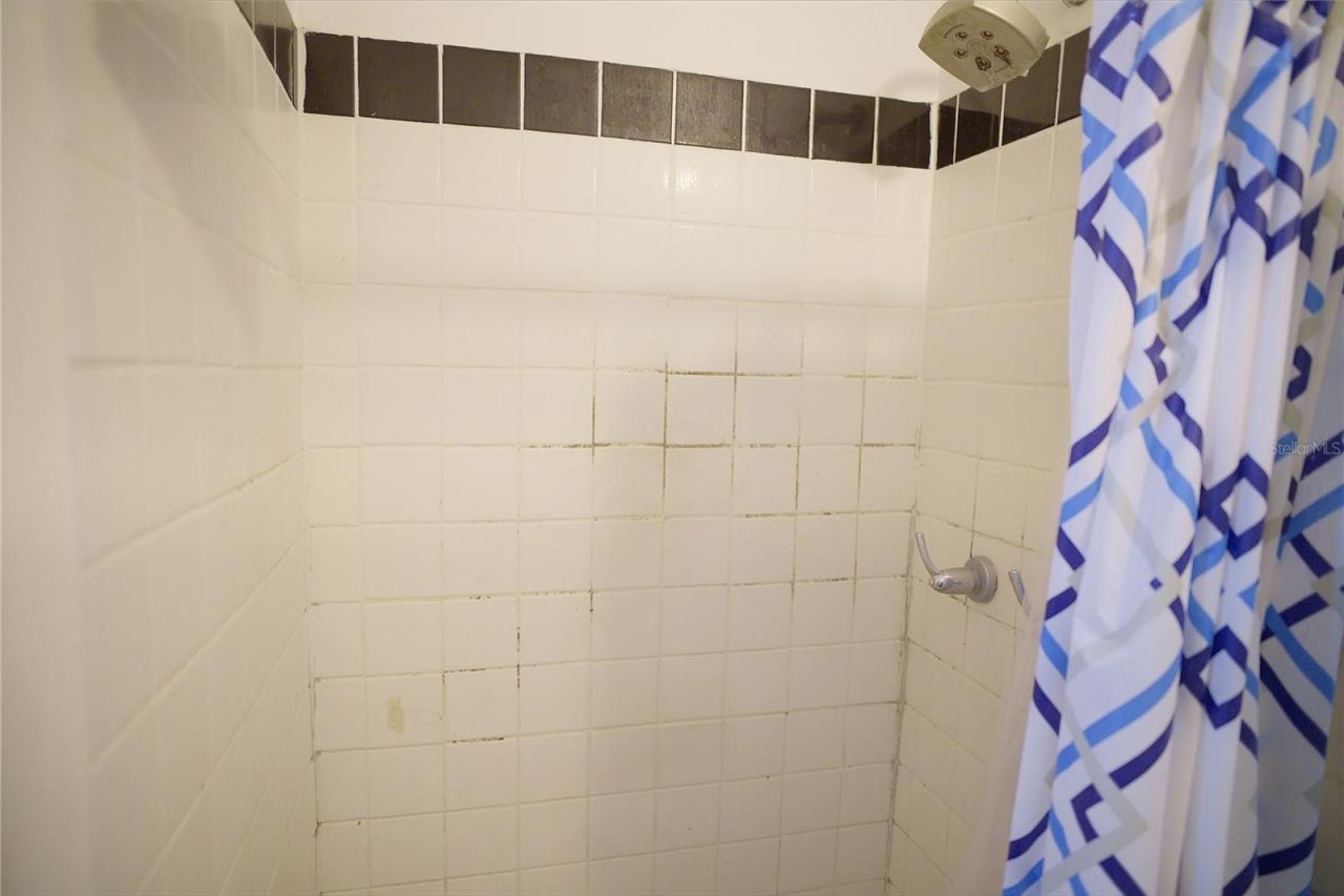 2119 S Fern Creek Avenue, Orlando, FL 32806 Photo
