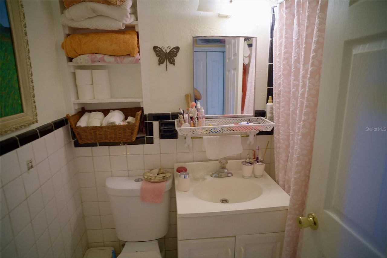 2119 S Fern Creek Avenue, Orlando, FL 32806 Photo
