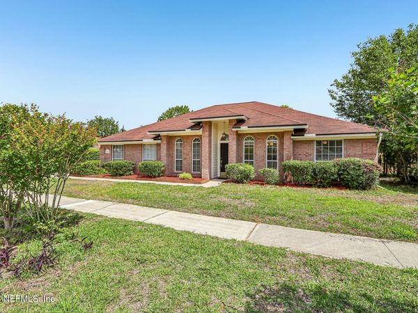 3291 CHIMNEY Drive, Middleburg, FL 32068