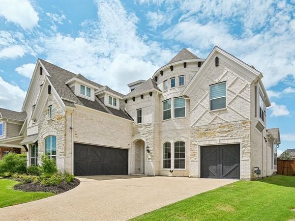 925 Oglethorpe Lane, Savannah, TX 76227