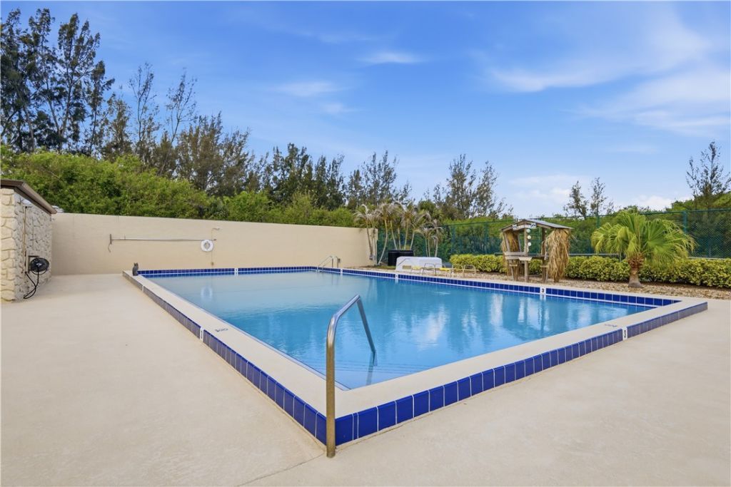4225 N Highway A1a, Unit 18, Fort Pierce, FL 34949 Photo