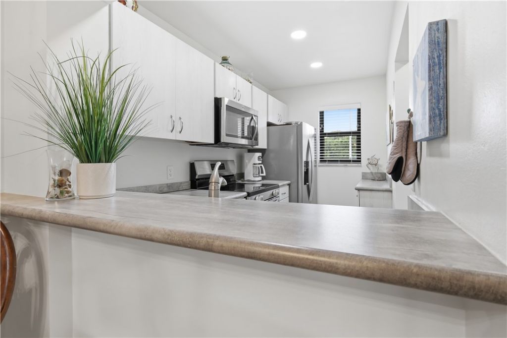 4225 N Highway A1a, Unit 18, Fort Pierce, FL 34949 Photo