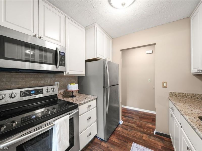 10790 Ravenna Road, Unit 101, Twinsburg, OH 44087 Photo 12