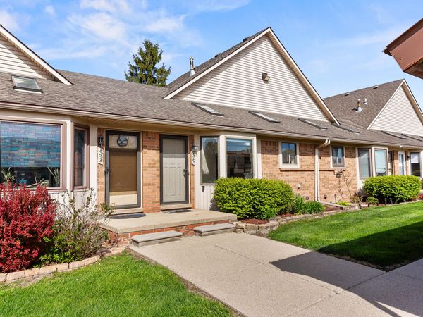 57187 Silver Maple, Washington, MI 48094