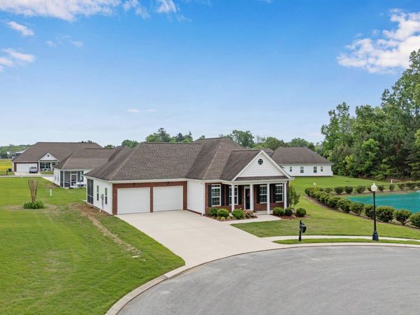 89 W Heritage Drive, Chickamauga, GA 30707
