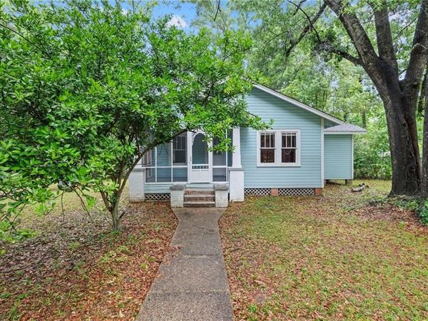 2314 Burgett Road , Mobile, AL 36605