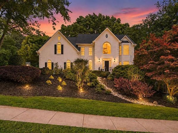 302 Barclay Place, Woodstock, GA 30189