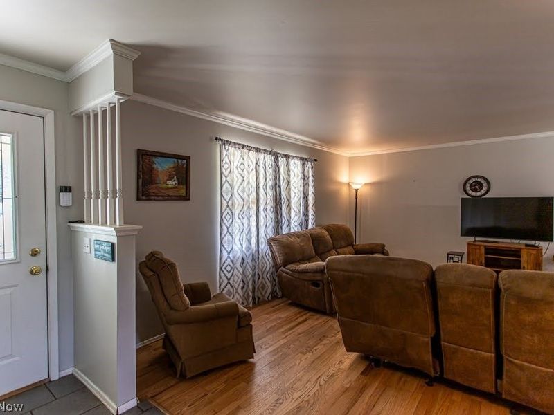 8523 Sleepy Hollow Drive NE, Warren, OH 44484 Photo 11