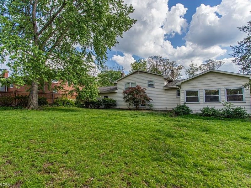 8523 Sleepy Hollow Drive NE, Warren, OH 44484 Photo 35