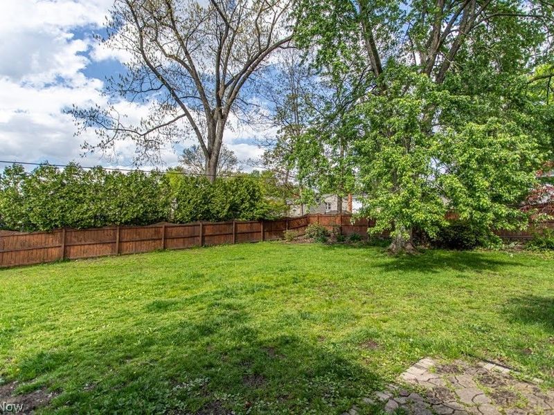8523 Sleepy Hollow Drive NE, Warren, OH 44484 Photo 36