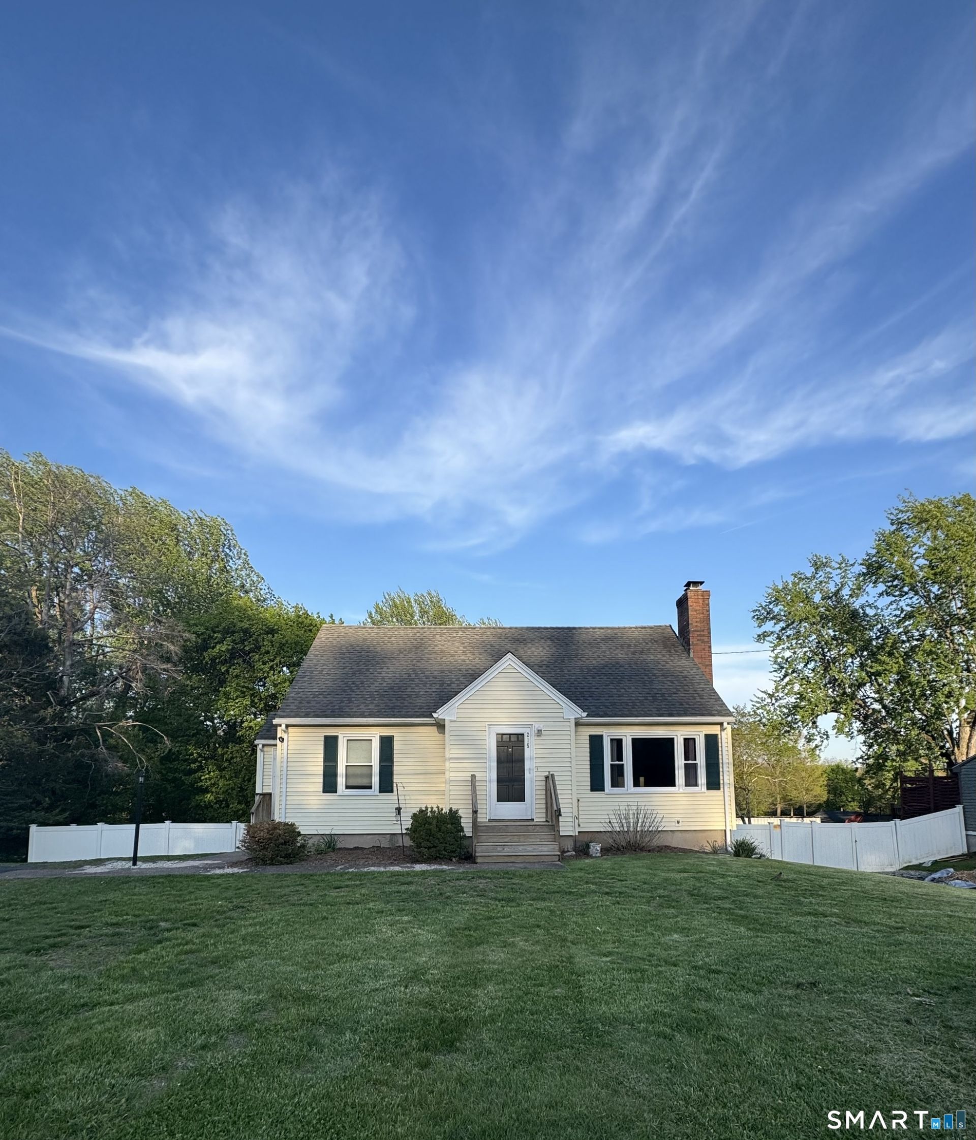 215 Pinney, Ellington, CT 06029 Main Photo