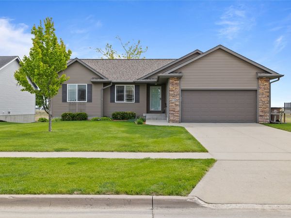 620 28th Street SE, Altoona, IA 50009