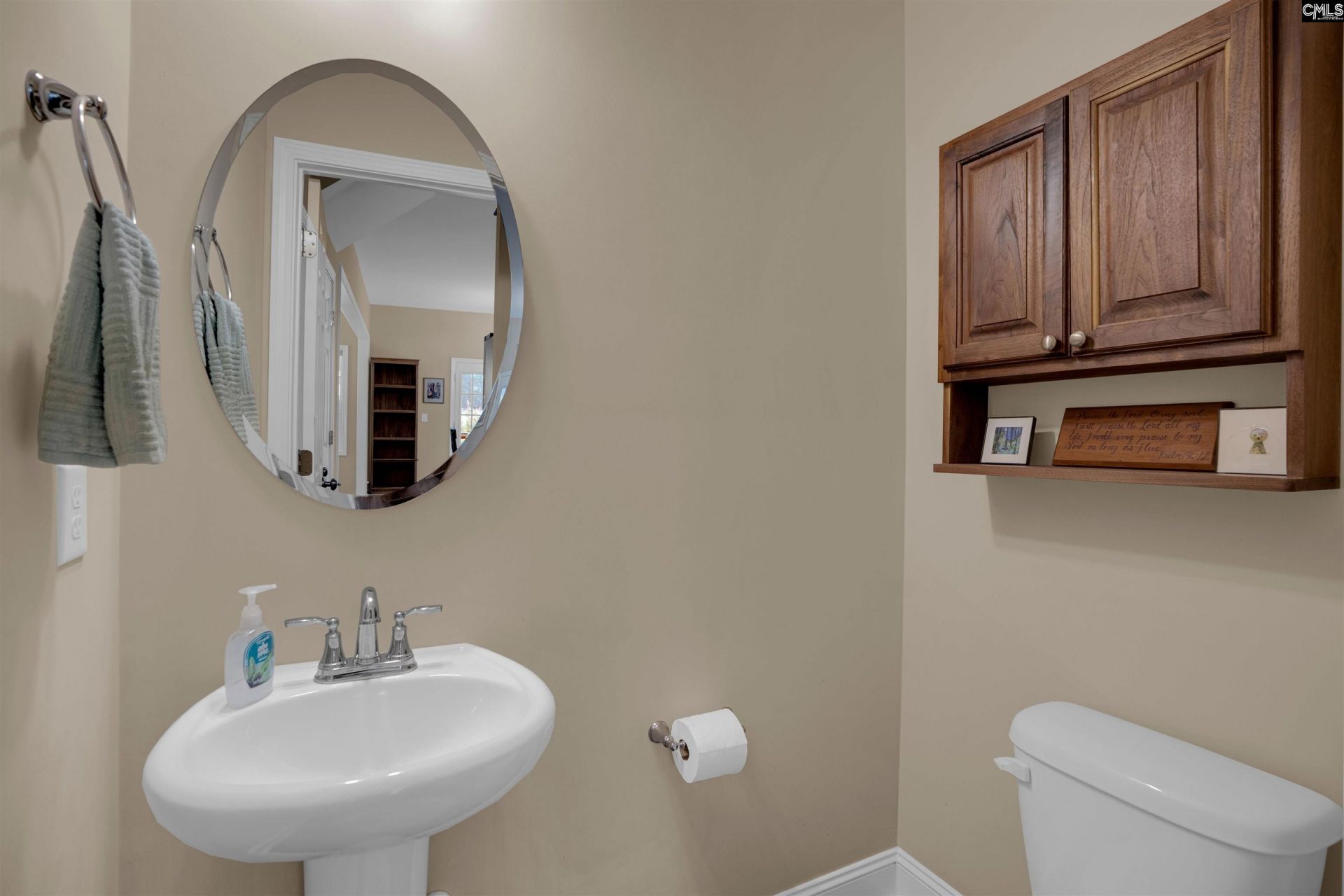 266 Middlefield Road Photo 25