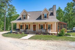 266 Middlefield Road photo 4