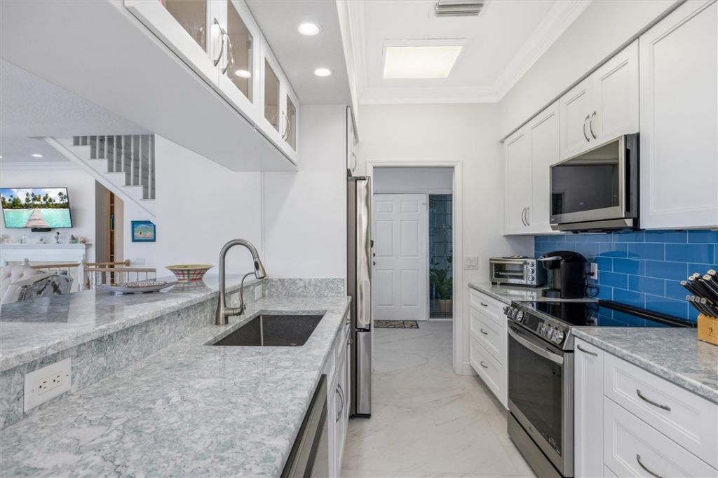 8331 S Highway A1a, Unit N, Melbourne Beach, FL 32951 Photo
