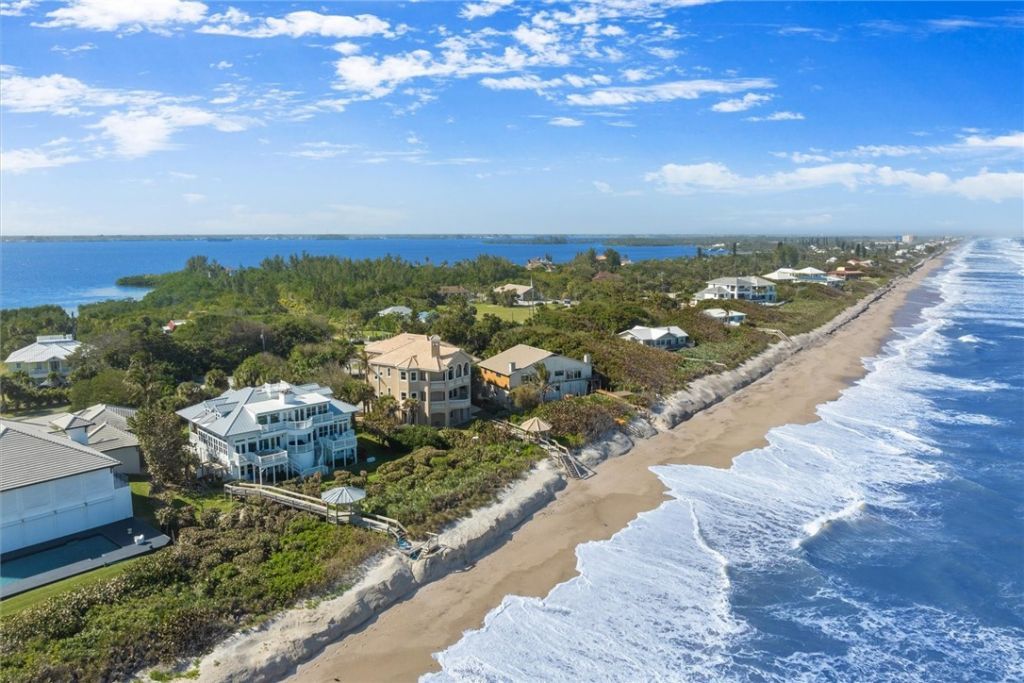 8331 S Highway A1a, Unit N, Melbourne Beach, FL 32951 Photo
