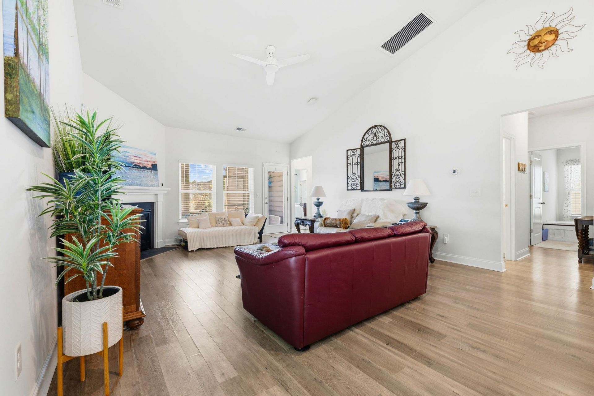 508 Harbison Circle Photo 8