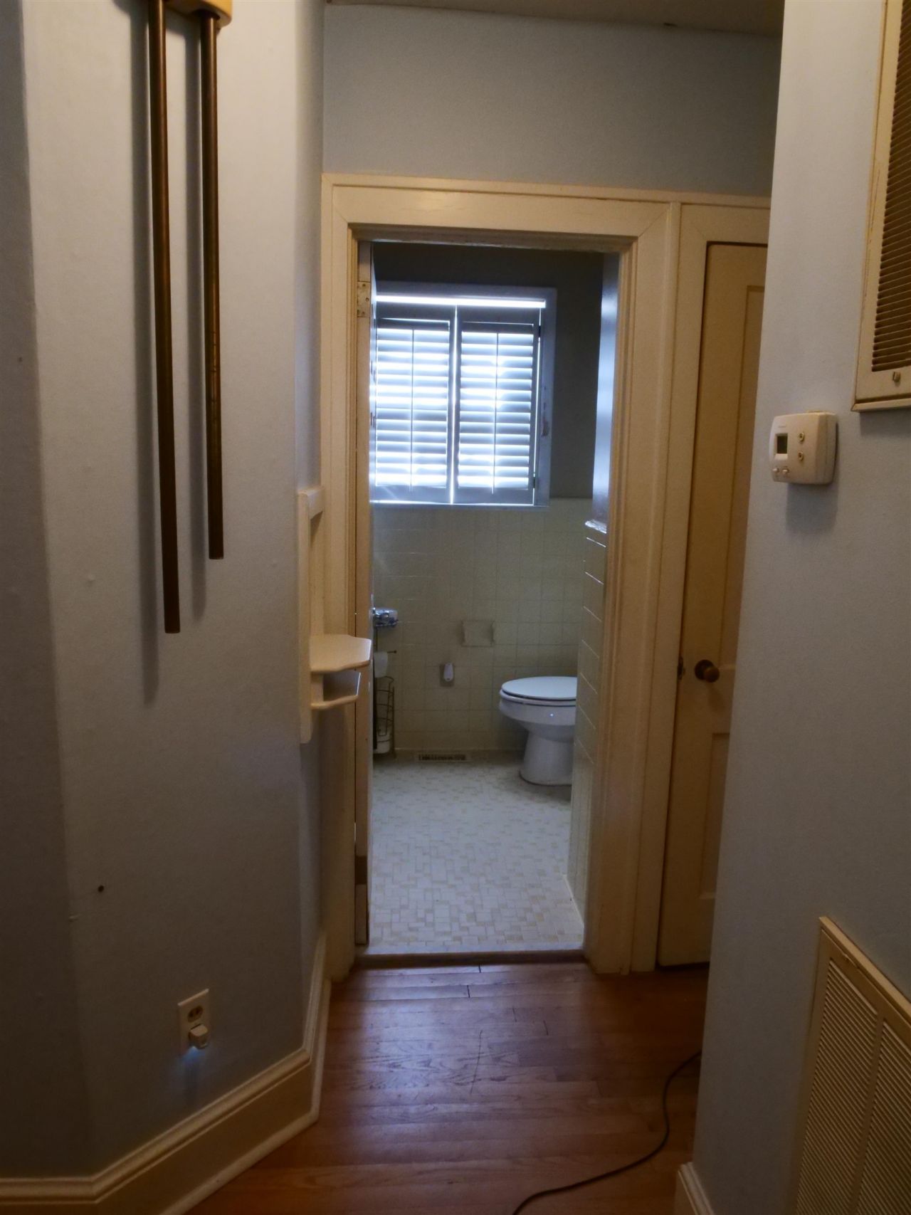 1713 Oak St. Photo 17