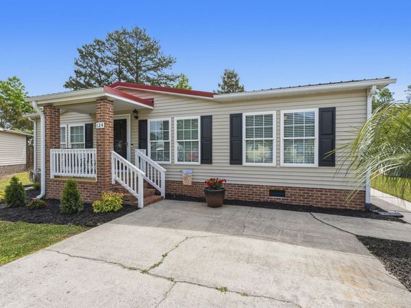 124 Queens Rd. , Little River, SC 29566