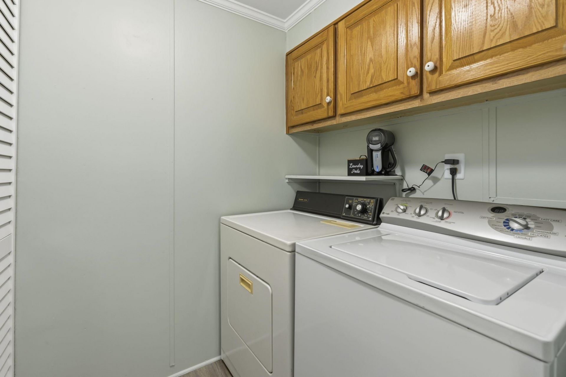 124 Queens Rd. Photo 17
