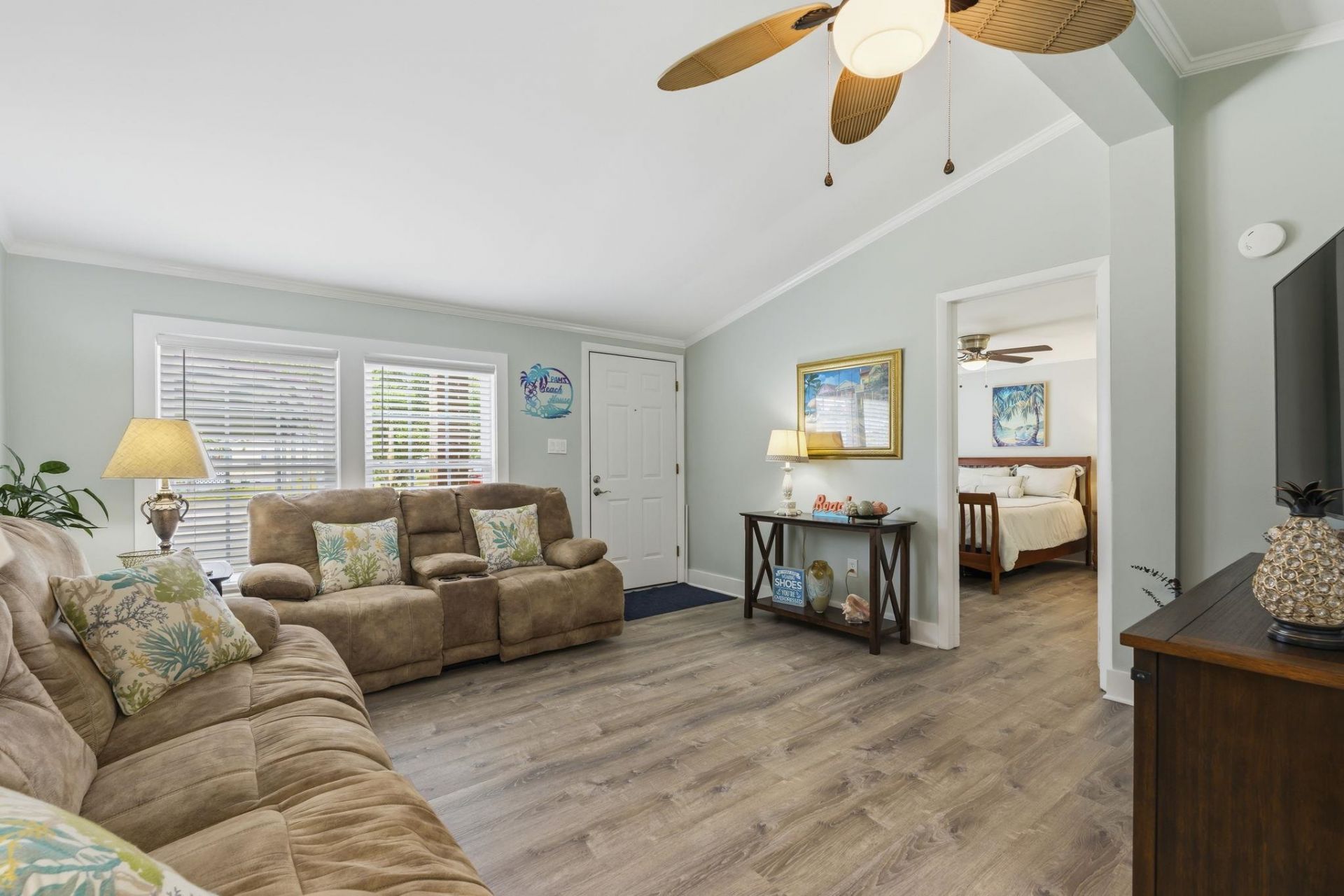 124 Queens Rd. Photo 5