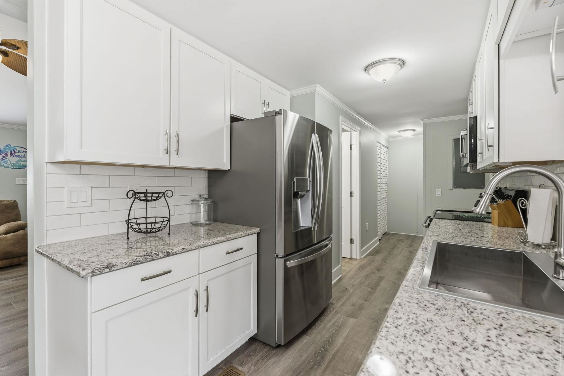 124 Queens Rd. Photo 8