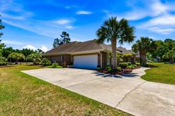 548 Oxbow Dr. photo 4