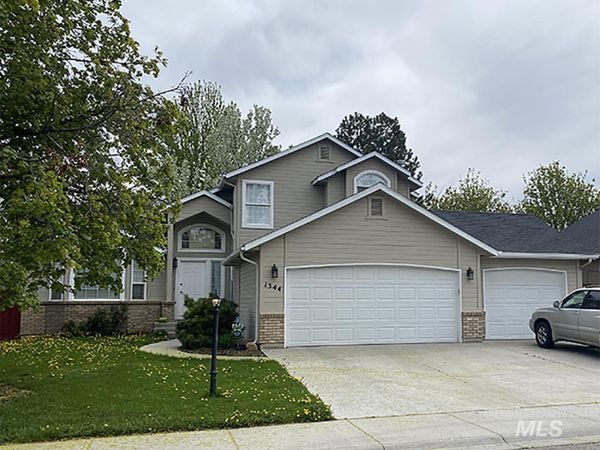 1344 N Crestmont Dr, Meridian, ID 83642