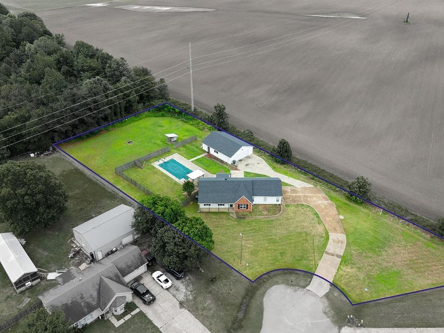 Property Image 4