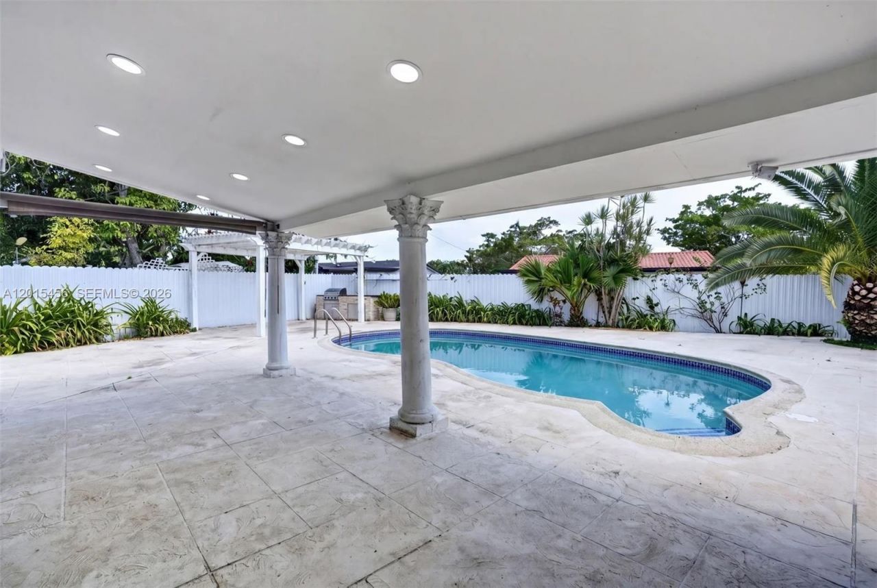 11970 SW 177th Ter , Miami, FL 33177 Photo