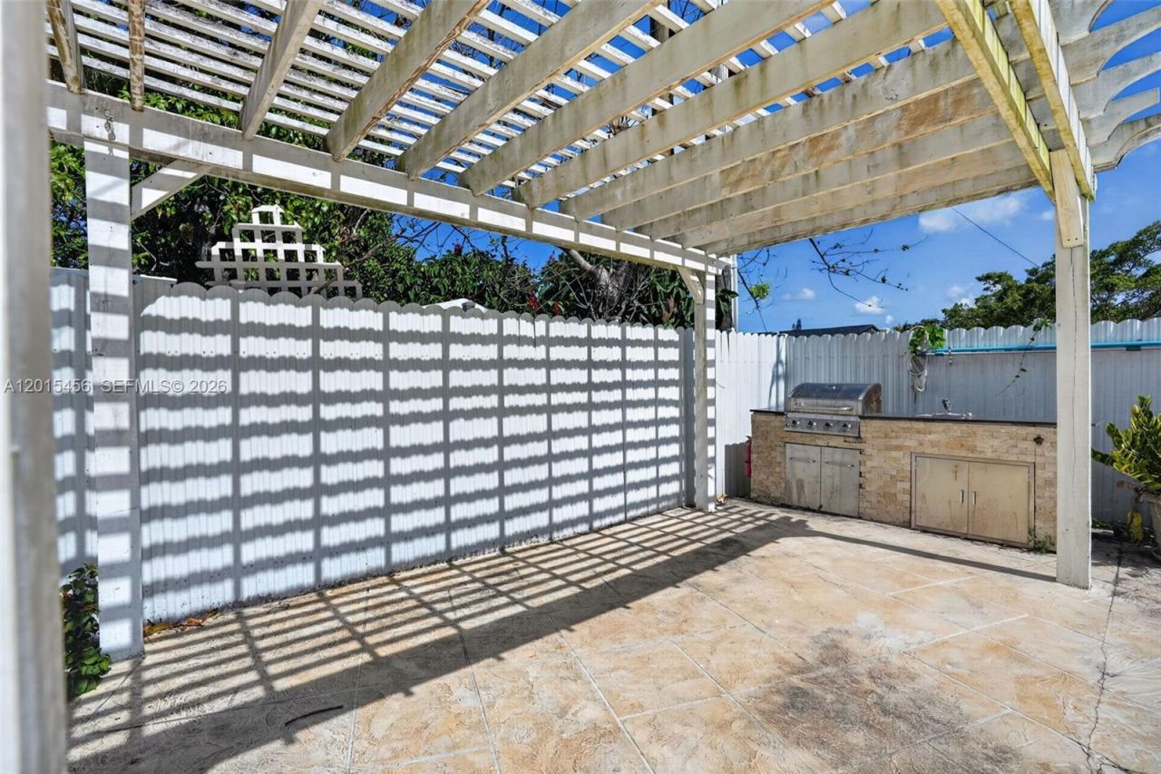11970 SW 177th Ter , Miami, FL 33177 Photo