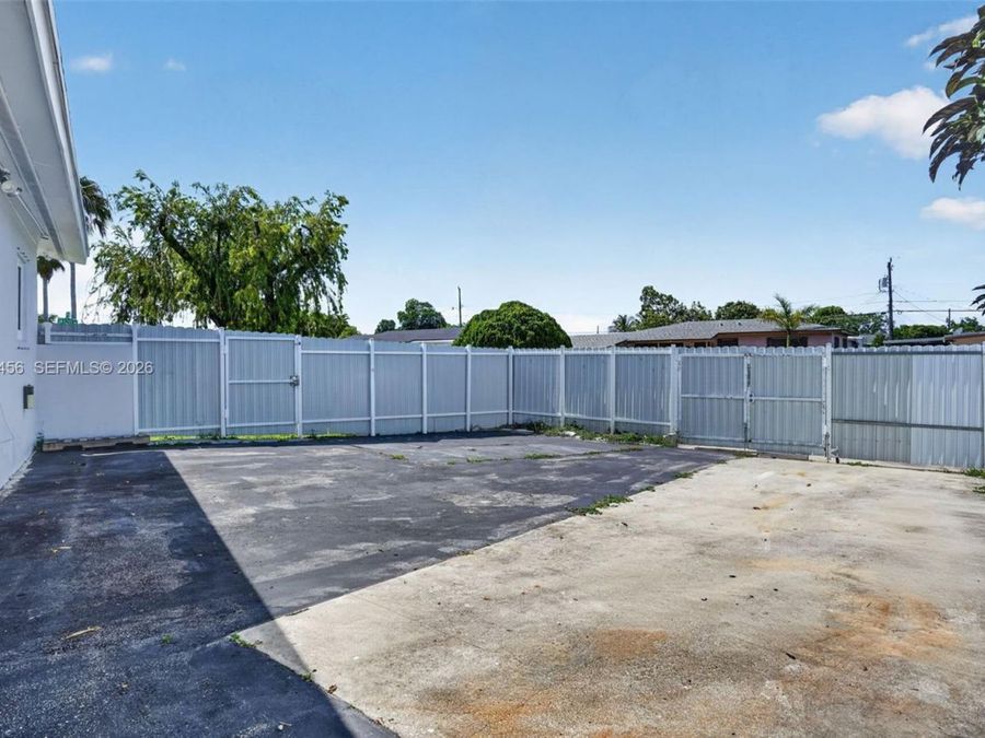 Property Image 35