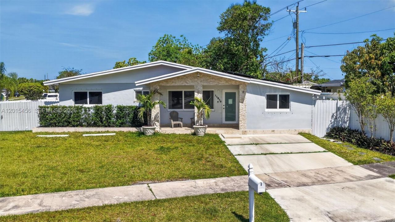 11970 SW 177th Ter , Miami, FL 33177 Photo